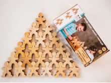 Koka rotaļlieta - puzle “Alfrēds Stiprinieks un viņa brāļi” 21 gab. , Solid Wood Gifts