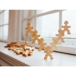 Koka rotaļlieta - puzle “Alfrēds Stiprinieks un viņa brāļi” 21 gab. , Solid Wood Gifts 0